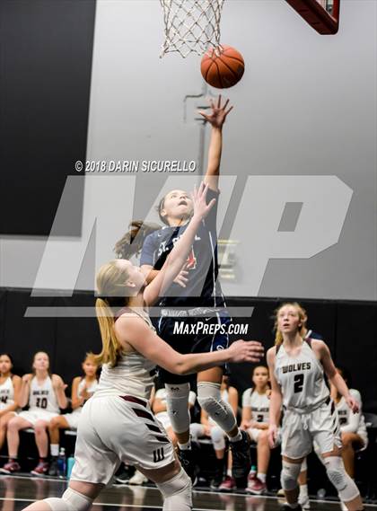 Thumbnail 3 in Desert Mountain vs. St. Paul (Nike Tournament of Champions Final) photogallery.