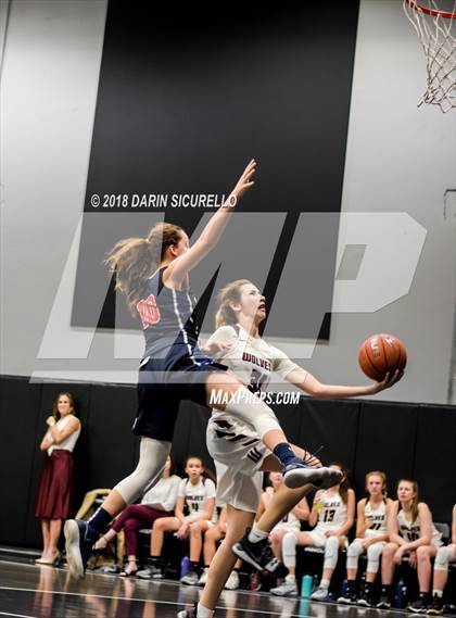 Thumbnail 3 in Desert Mountain vs. St. Paul (Nike Tournament of Champions Final) photogallery.