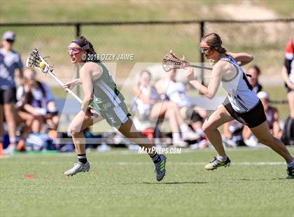 Thumbnail 3 in Reagan vs Lake Travis photogallery.
