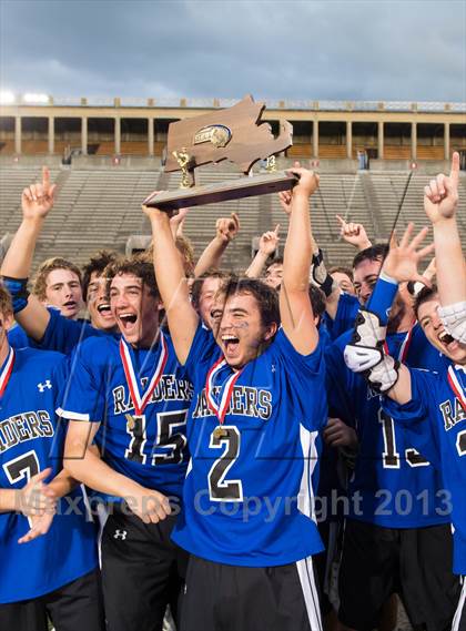 Thumbnail 2 in Cohasset vs Dover-Sherborn (MIAA D3 East Final) photogallery.