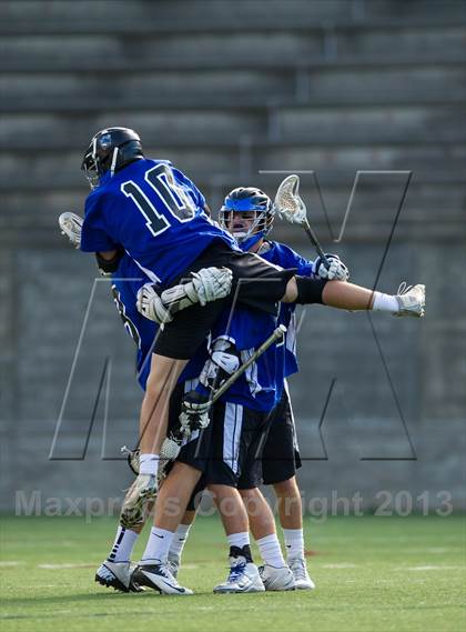 Thumbnail 2 in Cohasset vs Dover-Sherborn (MIAA D3 East Final) photogallery.