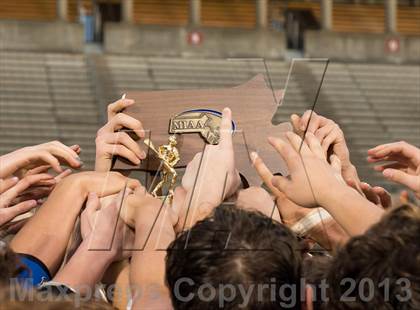 Thumbnail 3 in Cohasset vs Dover-Sherborn (MIAA D3 East Final) photogallery.