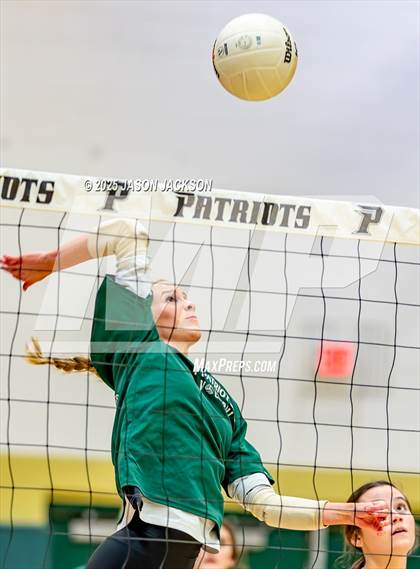 Thumbnail 1 in Western Harnett @ Pinecrest photogallery.