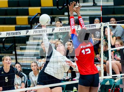 Thumbnail 1 in Western Harnett @ Pinecrest photogallery.