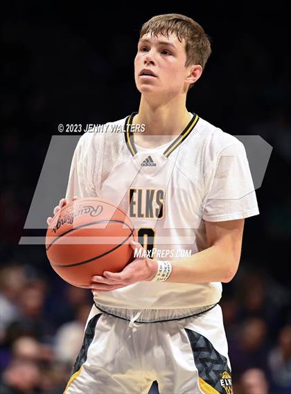 Thumbnail 1 in Centerville vs. Elder (OHSAA Division 1 Regional Semifinal) photogallery.
