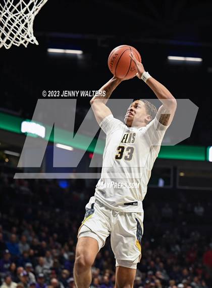 Thumbnail 1 in Centerville vs. Elder (OHSAA Division 1 Regional Semifinal) photogallery.