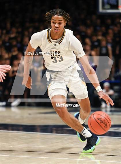 Thumbnail 2 in Centerville vs. Elder (OHSAA Division 1 Regional Semifinal) photogallery.
