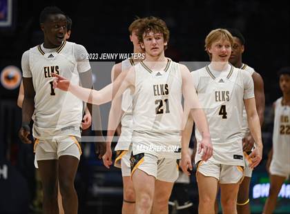 Thumbnail 3 in Centerville vs. Elder (OHSAA Division 1 Regional Semifinal) photogallery.