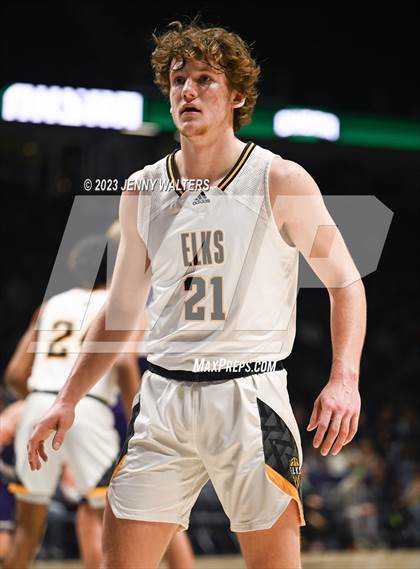 Thumbnail 3 in Centerville vs. Elder (OHSAA Division 1 Regional Semifinal) photogallery.