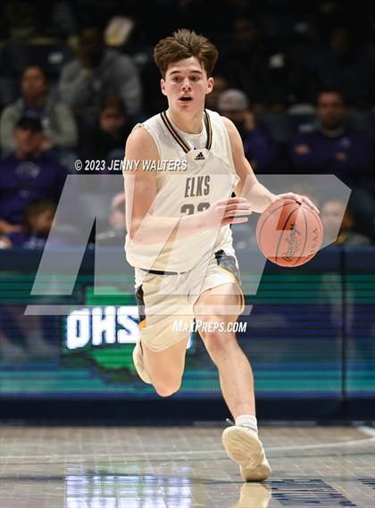 Thumbnail 3 in Centerville vs. Elder (OHSAA Division 1 Regional Semifinal) photogallery.