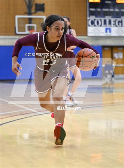 Thumbnail 3 in Garfield vs Holy Names Academy (3A Girls District 2) photogallery.
