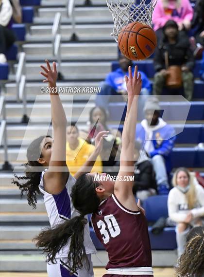 Thumbnail 3 in Garfield vs Holy Names Academy (3A Girls District 2) photogallery.