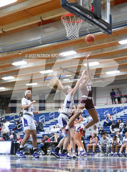 Thumbnail 1 in Garfield vs Holy Names Academy (3A Girls District 2) photogallery.