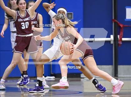 Thumbnail 2 in Garfield vs Holy Names Academy (3A Girls District 2) photogallery.
