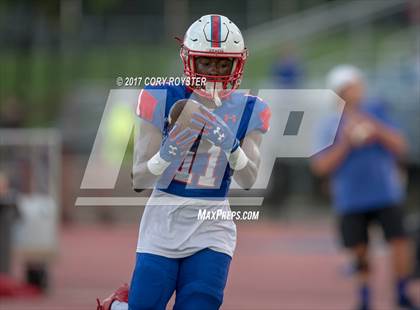 Thumbnail 3 in Franklin @ DeMatha photogallery.