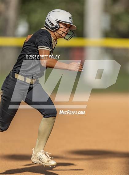 Thumbnail 3 in Lincoln Southeast vs Columbus (HAC Tournament) photogallery.