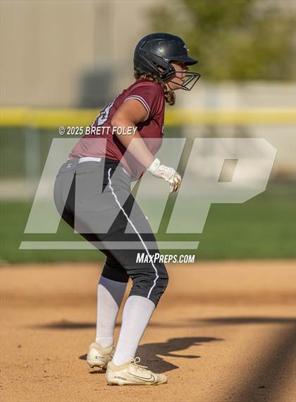Thumbnail 2 in Lincoln Southeast vs Columbus (HAC Tournament) photogallery.