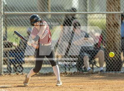 Thumbnail 2 in Lincoln Southeast vs Columbus (HAC Tournament) photogallery.