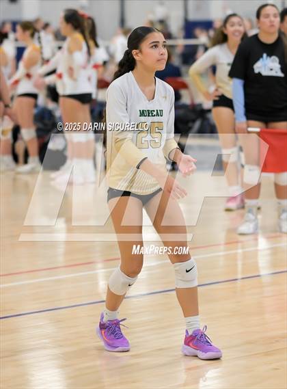 Thumbnail 2 in DuPont Manual vs. Moreau Catholic (Nike Tournament of Champions – Southwest) photogallery.