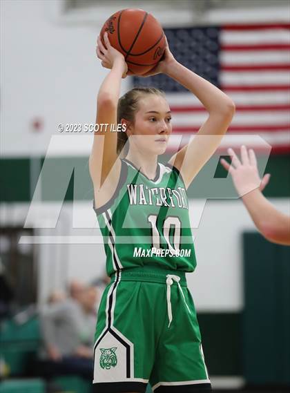 Thumbnail 3 in Waterford @ Fisher Catholic photogallery.