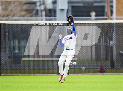 Thumbnail 3 in Hardin-Jefferson vs West Brook (Anahuac Tournament) photogallery.