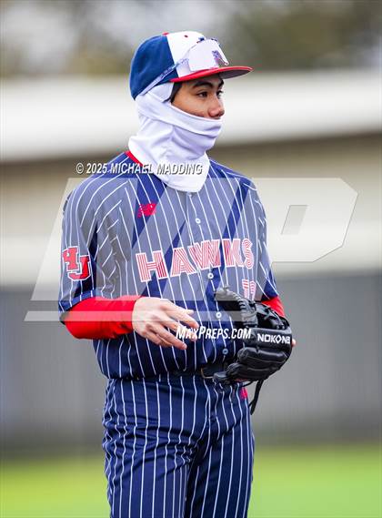 Thumbnail 3 in Hardin-Jefferson vs West Brook (Anahuac Tournament) photogallery.