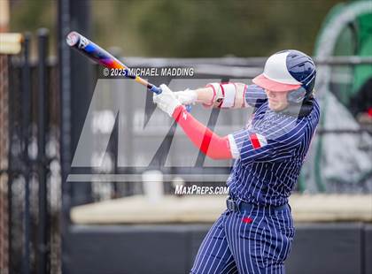 Thumbnail 3 in Hardin-Jefferson vs West Brook (Anahuac Tournament) photogallery.
