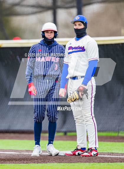 Thumbnail 3 in Hardin-Jefferson vs West Brook (Anahuac Tournament) photogallery.