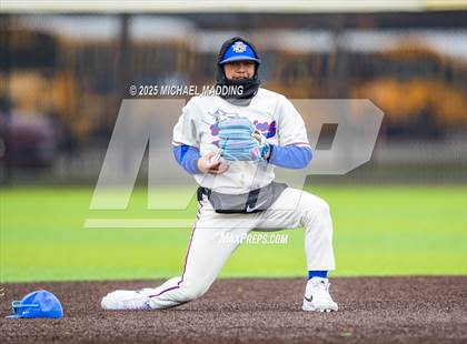 Thumbnail 3 in Hardin-Jefferson vs West Brook (Anahuac Tournament) photogallery.