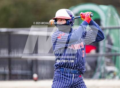 Thumbnail 3 in Hardin-Jefferson vs West Brook (Anahuac Tournament) photogallery.
