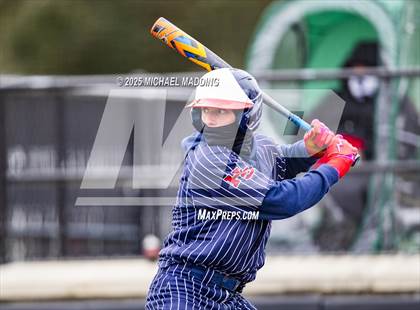 Thumbnail 1 in Hardin-Jefferson vs West Brook (Anahuac Tournament) photogallery.