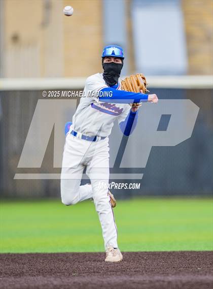 Thumbnail 3 in Hardin-Jefferson vs West Brook (Anahuac Tournament) photogallery.
