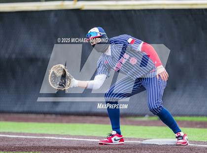Thumbnail 2 in Hardin-Jefferson vs West Brook (Anahuac Tournament) photogallery.