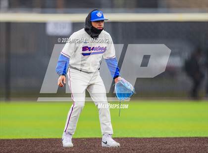 Thumbnail 1 in Hardin-Jefferson vs West Brook (Anahuac Tournament) photogallery.
