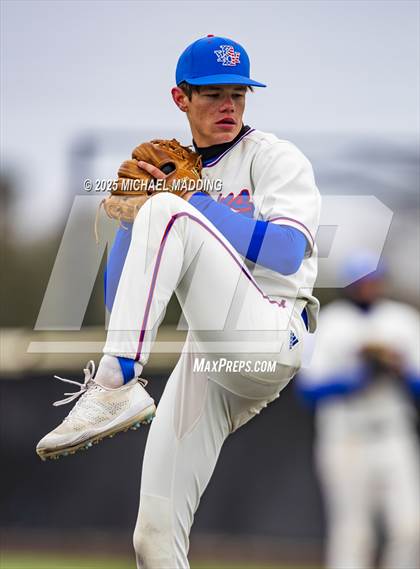 Thumbnail 1 in Hardin-Jefferson vs West Brook (Anahuac Tournament) photogallery.
