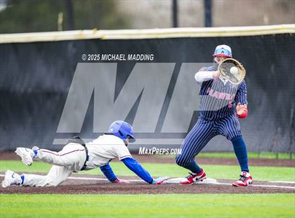 Thumbnail 2 in Hardin-Jefferson vs West Brook (Anahuac Tournament) photogallery.