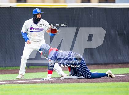 Thumbnail 1 in Hardin-Jefferson vs West Brook (Anahuac Tournament) photogallery.
