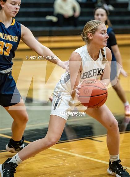 Thumbnail 2 in Muhlenberg @ Berks Catholic photogallery.