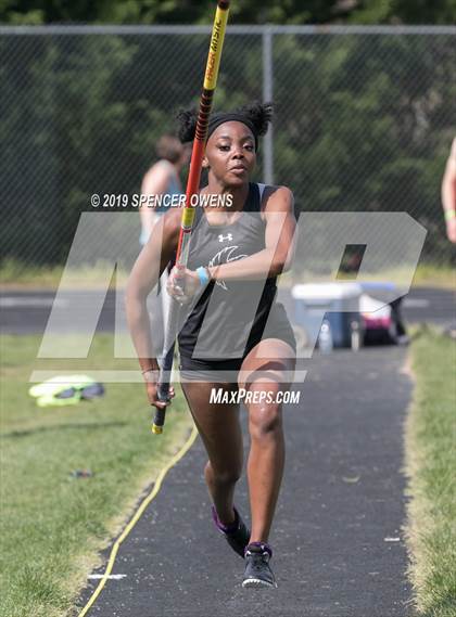 Thumbnail 2 in Weddington Invitational photogallery.