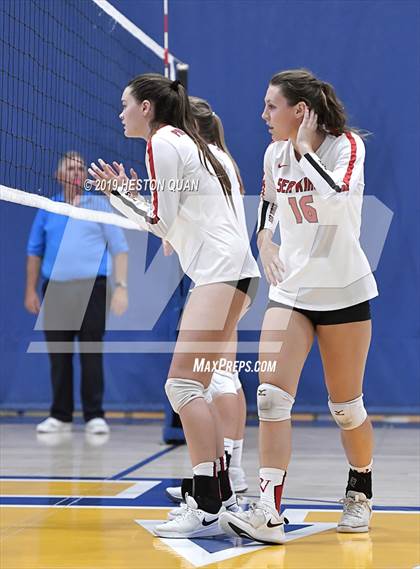 Thumbnail 3 in Palos Verdes vs. Upland (Dave Mohs Classic) photogallery.