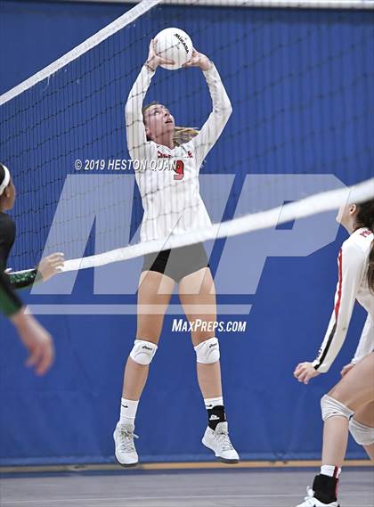 Thumbnail 3 in Palos Verdes vs. Upland (Dave Mohs Classic) photogallery.