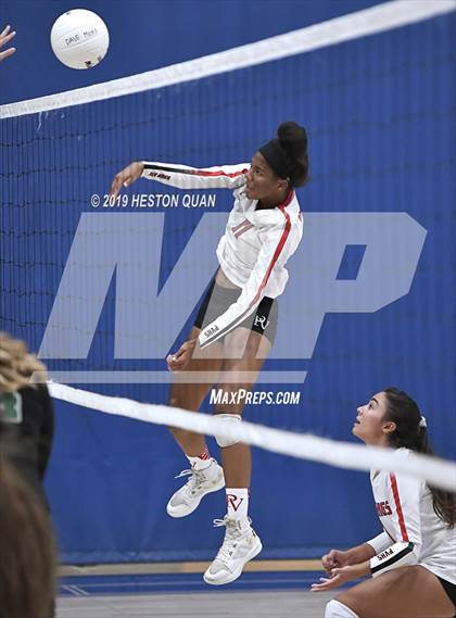 Thumbnail 2 in Palos Verdes vs. Upland (Dave Mohs Classic) photogallery.