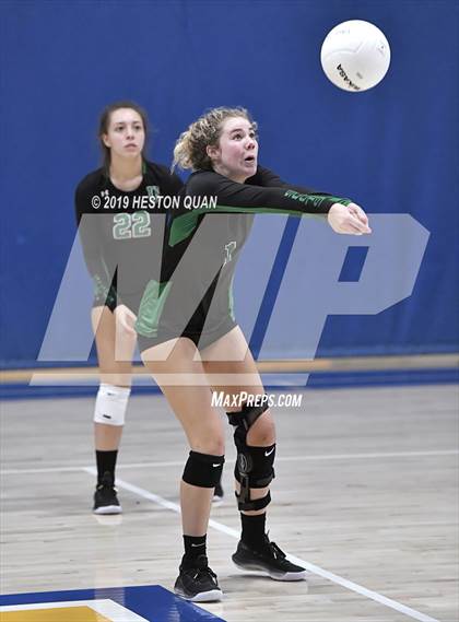 Thumbnail 3 in Palos Verdes vs. Upland (Dave Mohs Classic) photogallery.