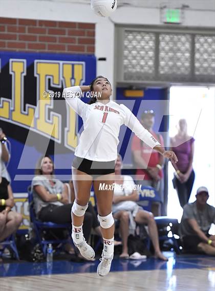 Thumbnail 3 in Palos Verdes vs. Upland (Dave Mohs Classic) photogallery.
