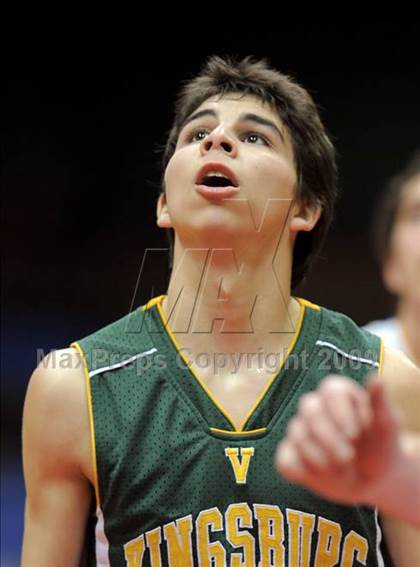 Thumbnail 2 in Bakersfield Christian vs. Kingsburg (CIF CS D4 Final) photogallery.