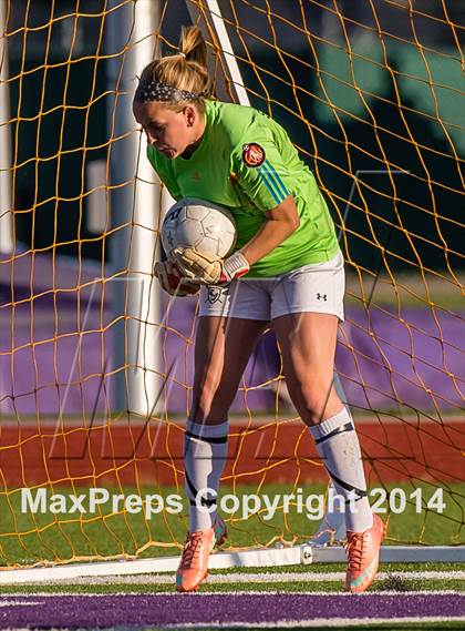 Thumbnail 1 in Brazoswood vs Clear Falls (UIL 5A Region III Quarterfinal)  photogallery.