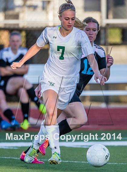 Thumbnail 1 in Brazoswood vs Clear Falls (UIL 5A Region III Quarterfinal)  photogallery.