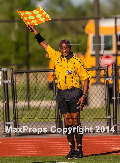 Thumbnail 1 in Brazoswood vs Clear Falls (UIL 5A Region III Quarterfinal)  photogallery.