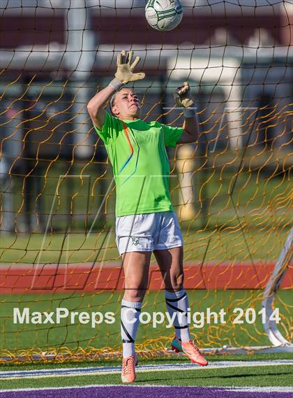 Thumbnail 1 in Brazoswood vs Clear Falls (UIL 5A Region III Quarterfinal)  photogallery.