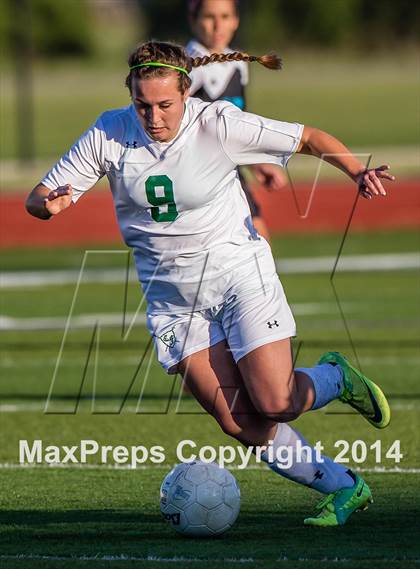 Thumbnail 2 in Brazoswood vs Clear Falls (UIL 5A Region III Quarterfinal)  photogallery.